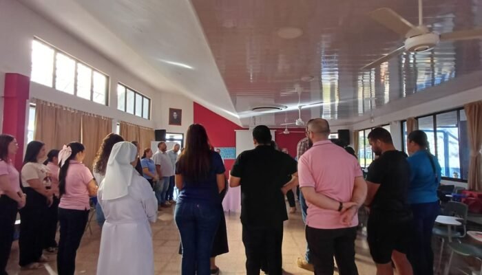 Formación al personal del  Colegio Santa Ana. Liberia, Costa Rica